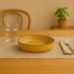 Plato Hondo Amarillo