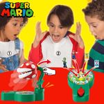 Juego de Mesa con Planta Piraña