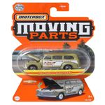 Vehículo a Escala 1:64 con Partes Móviles