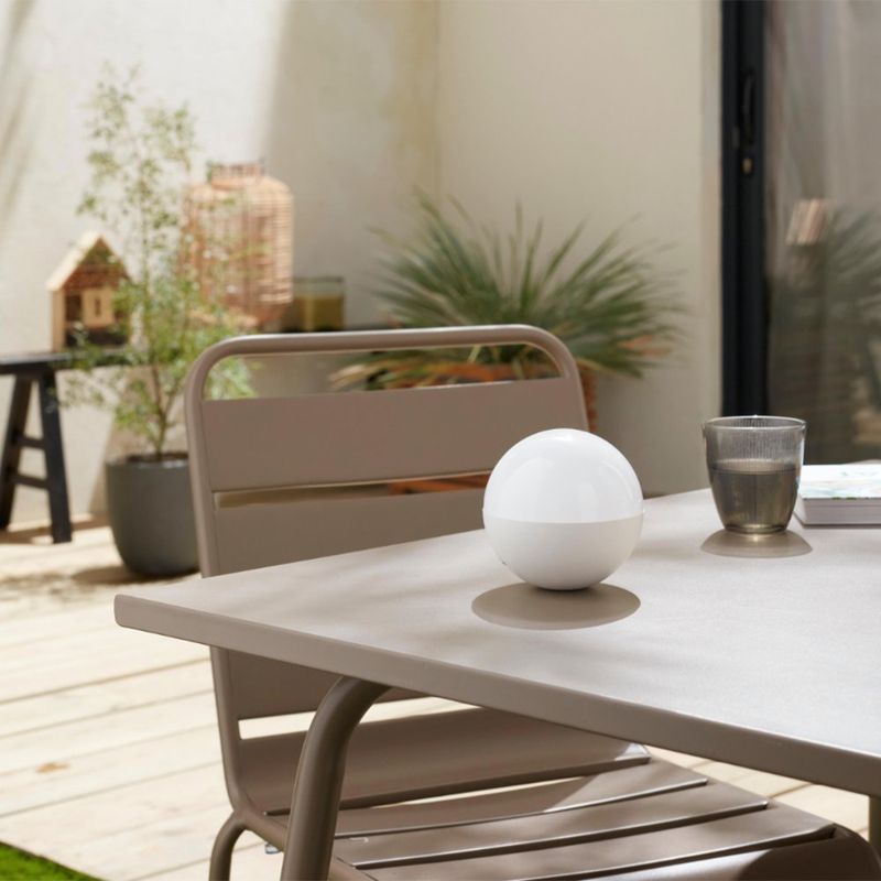 Lampara-Blanca-Flotante-para-Piscina-9W