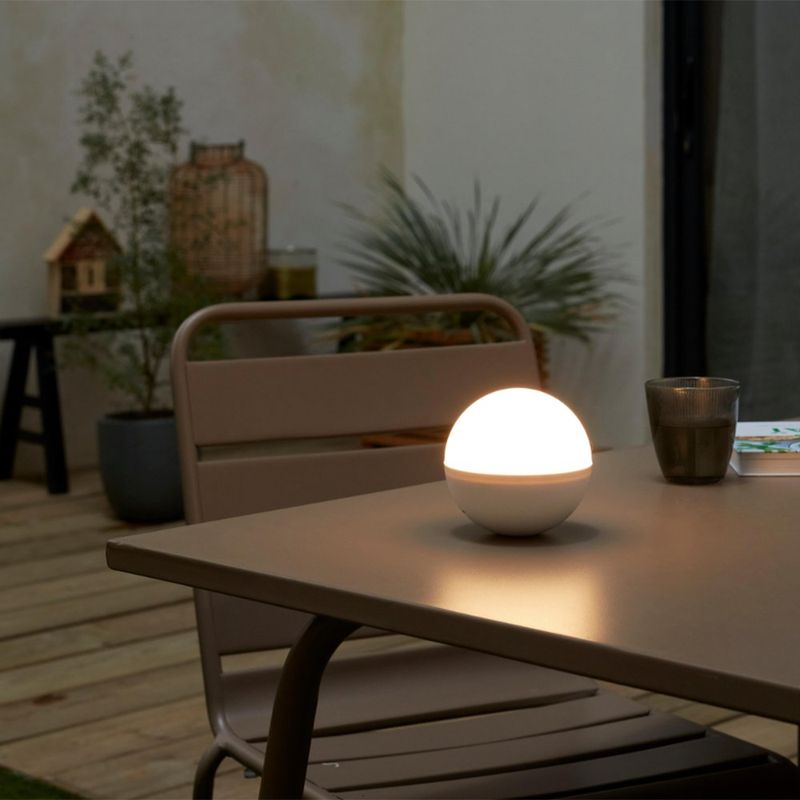 Lampara-Blanca-Flotante-para-Piscina-9W