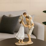 Figura Decorativa Familia con Niño 26Cm