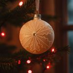 Esfera Navideña Nude con Copo de Nieve en Relieve y Cristal