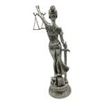 Dama de la Justicia 15 X 12.50 X 45 Cm