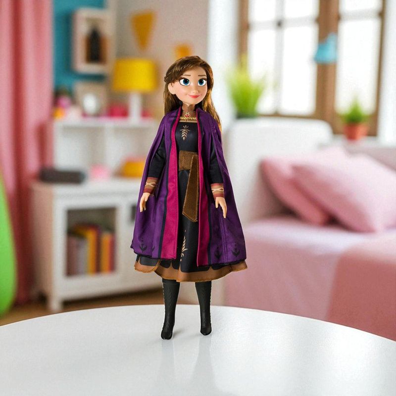 Muñeca de 80 Cm con Capa y Vestido