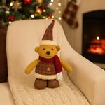 Osito Decorativo Navideño con Gorro y Bufanda