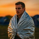 Manta de Emergencia Térmica Impermeable y Reutilizable