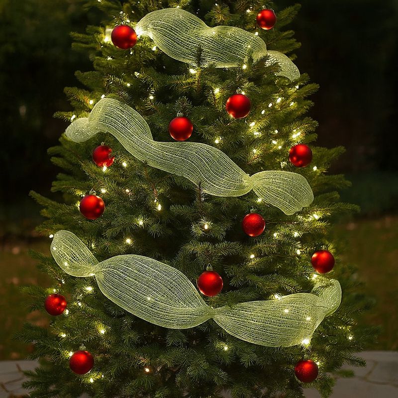 Malla Decorativa Navideña de 10.5 plg x 10 yardas Color Dorado