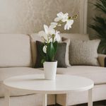 Orquídea Artificial Blanca con Pote