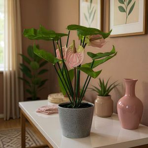 Anturio Artificial con Pote 22 x 22 x 36 Cm