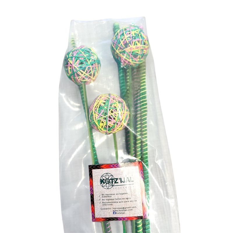 Bouquet Artesanal con Esferas - Colores Surtidos