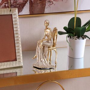 Figura Decorativa de Dama Sentada