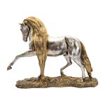 Figura Decorativa de Caballo Elegante en Paso con Acabado Metálico