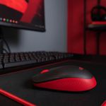 Mouse Inalámbrico M190 Color Rojo con Negro