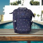 Pañalera Tipo Mochila Azul con Estampado de Frutas
