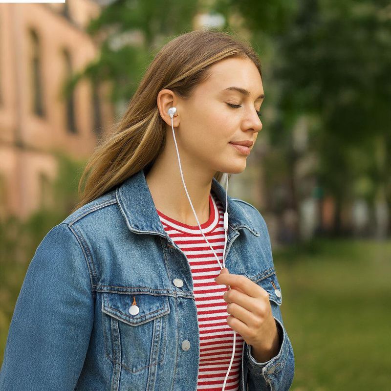 Audífonos Alámbricos Tune 310 Conector Tipo USB-C Blanco