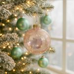 Bomba Navideña con Acabado Craquelado 8 cm Color Rosado