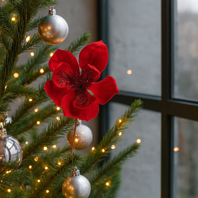 Flor Decorativa Roja con Centro de Cristales