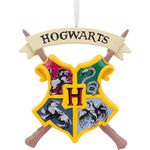 Figura Decorativa Escudo Hogwarts con Cinta Colgante