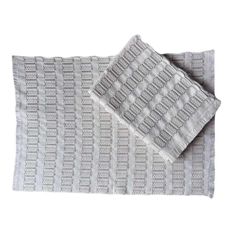 Juego de Individuales Tejidos con Diseño Óvalos Beige