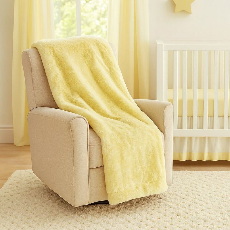 Throw Amarillo 127 x 150 Cm