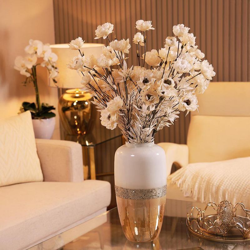 Florero Alto de Vidrio Moderno con Detalle Dorado Texturizado