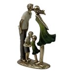 Escultura Decorativa de Familia Besándose