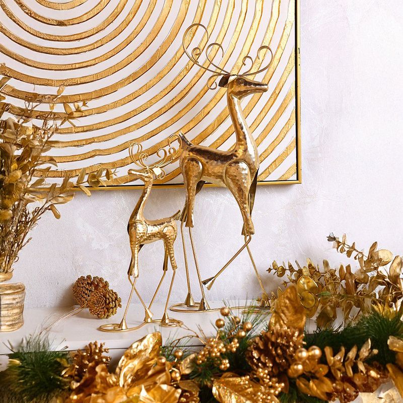 Reno Decorativo de Metal Pequeño Dorado