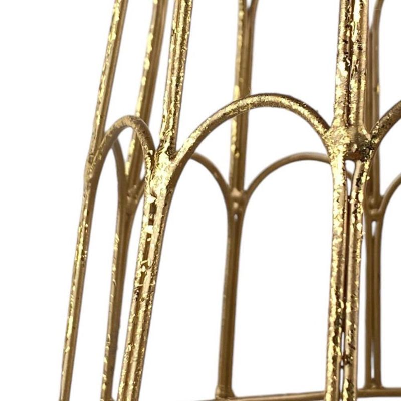 Árbol Decorativo de Mesa con Estilo Dorado