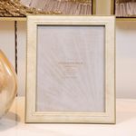 Portarretrato Beige con Orilla Dorada 30 x 25 cm