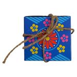 Cajita Cuadrada Decorada con 4 Dulces Artesanales