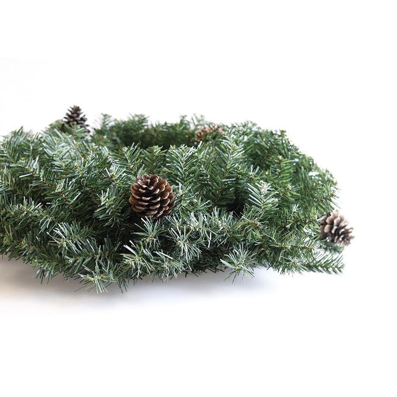 Corona Navideña Verde con Piñas Naturales