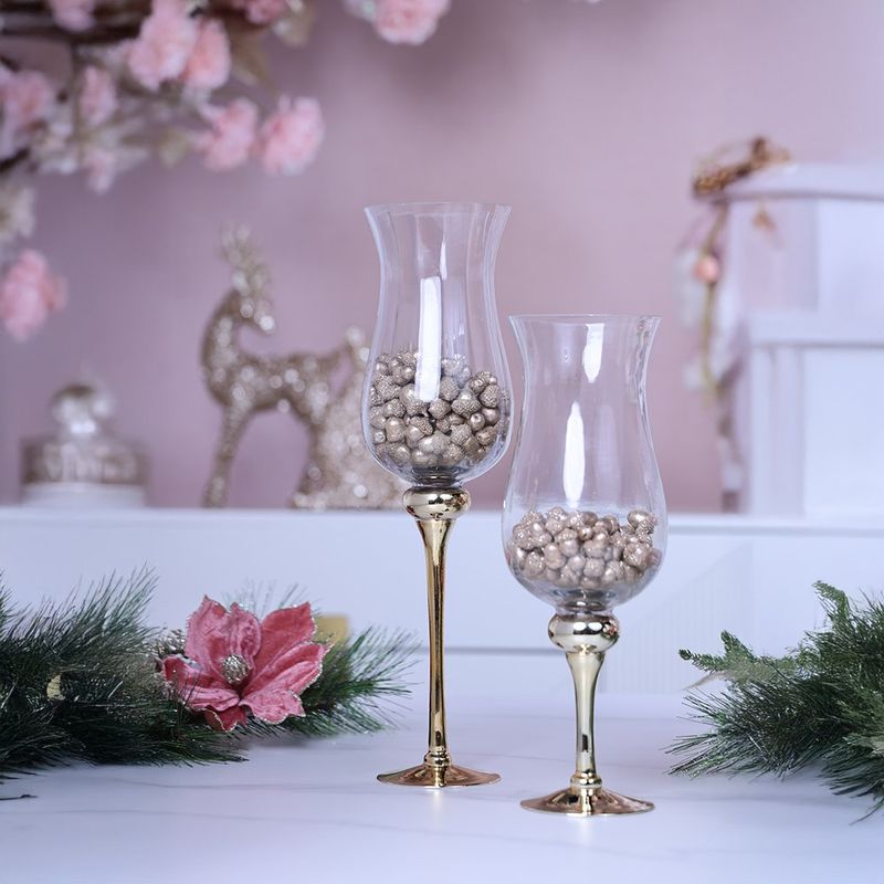 Candelero de Vidrio con Base Dorada