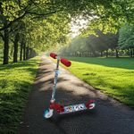 Scooter Celeste con Diseño de Animalitos