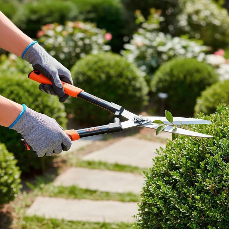 Tijera para Arbustos de 22.5 Plg