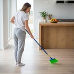 Escoba Plástica de Uso Ligero