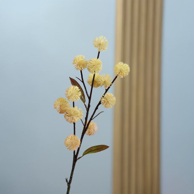 Rama Decorativa con Esferas Amarillas 73.7 cm