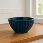 Plato de Cerámica Azul