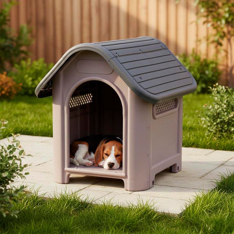 Casa para Perro Plástica Mediana tipo Cabaña Color Gris