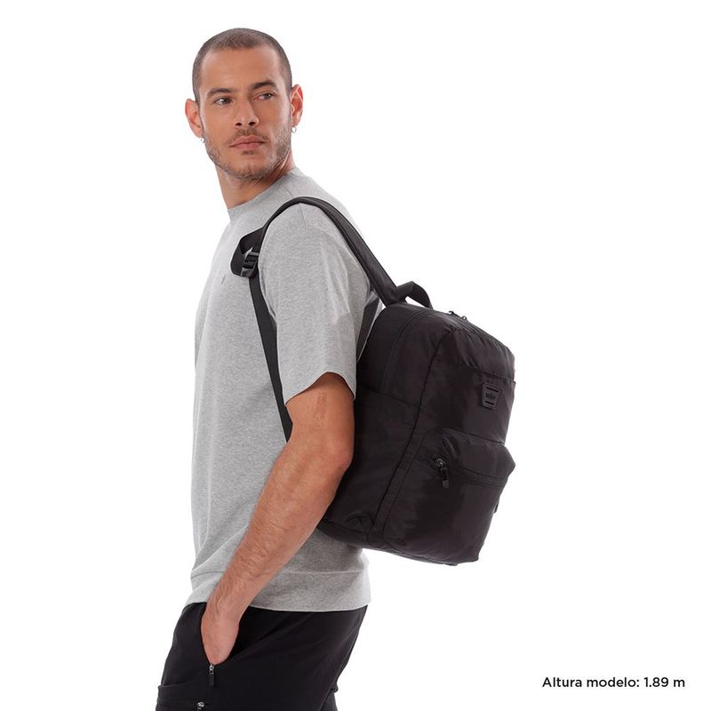 Mochila Plegable Negra Xingu