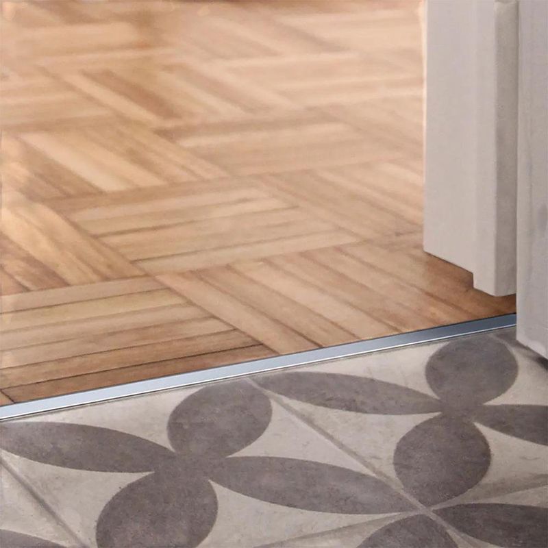 Terminación Cuadrada de Acero Inoxidable para Piso