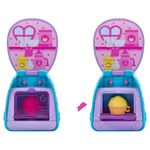 Muñeca Chelsea con Mochila para Cupcakes