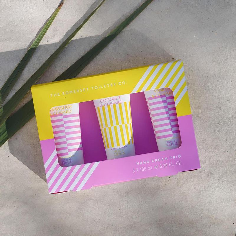 Caja de Cremas de Manos 60 Ml Fresa, Coco y Vainilla