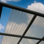 Lámina Policarbonato Celular Tipo Galleta Transparente 1.22 m x 8 pies