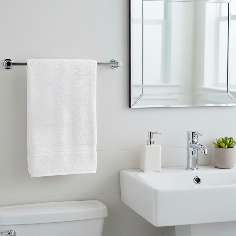 Toalla de Manos Blanca 50 x 85 Cm