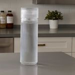 Botella con Vaso de Vidrio