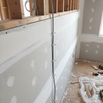 Grapa Blanca con Clavo de 10 mm 20 Unidades para Cable Plano