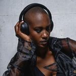 Icon: Audifono On Ear Inalámbrico Negro