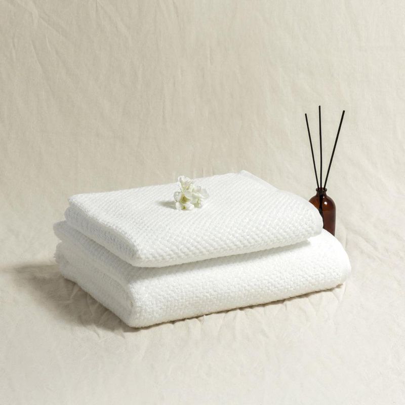 Toalla de Mano Texturizada Colores Surtidos