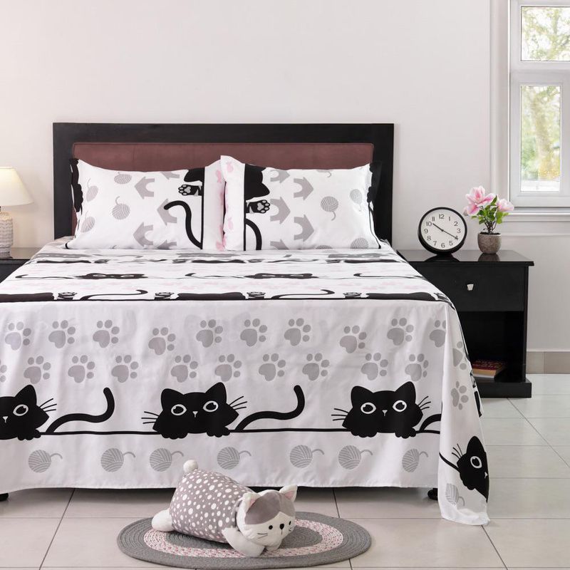 Set de Sábanas Infantiles Diseño Kitty Full/Queen 4 Pzas